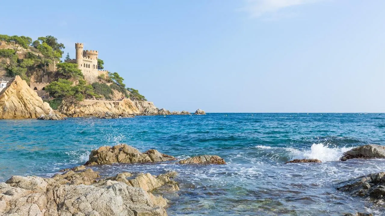 Santacris 6 - Lloret De Mar 0*,